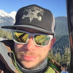 Meet your Posher, Aaron